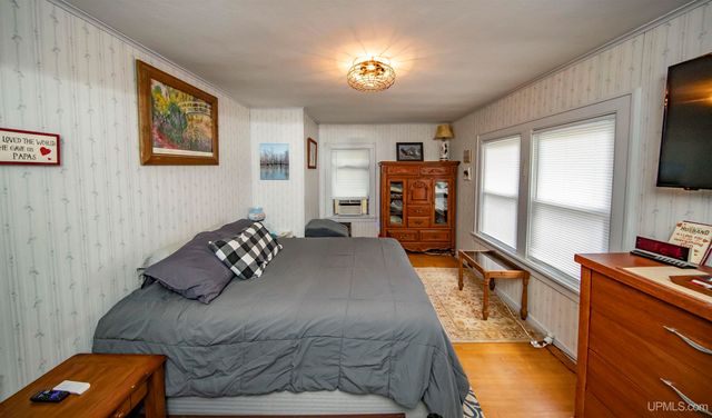 106 Rogers Avenue, Iron River, MI 49935