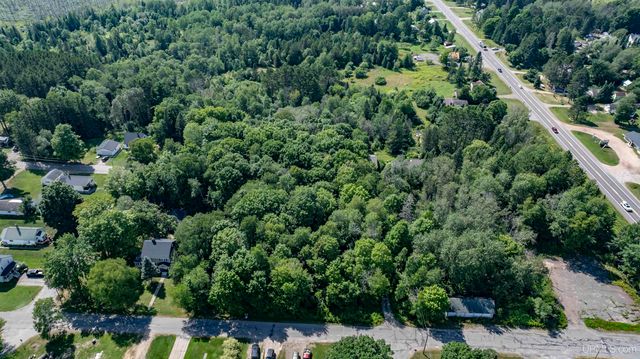 106 Rogers Avenue, Iron River, MI 49935