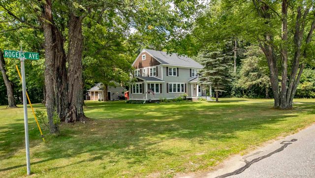 106 Rogers Avenue, Iron River, MI 49935