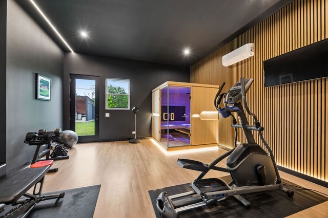 4558 Ridge Road, Dallas, TX 75229