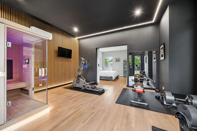 4558 Ridge Road, Dallas, TX 75229