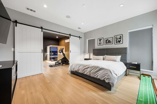 4558 Ridge Road, Dallas, TX 75229