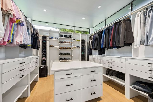 4558 Ridge Road, Dallas, TX 75229