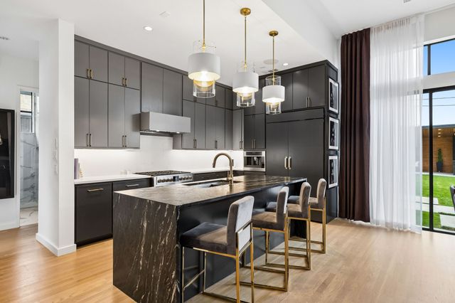 4558 Ridge Road, Dallas, TX 75229