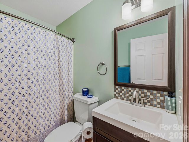 1019 Mountain Drive, Candler, NC 28715