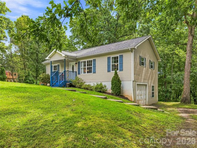 1019 Mountain Drive, Candler, NC 28715