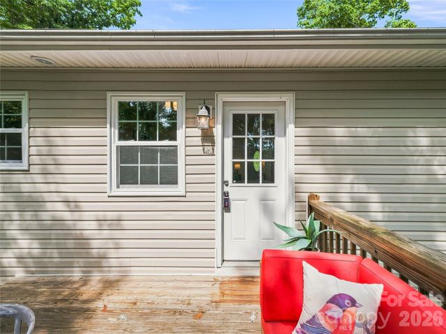 1019 Mountain Drive, Candler, NC 28715
