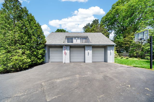 5360 WOLF Road, Erie, PA 16505