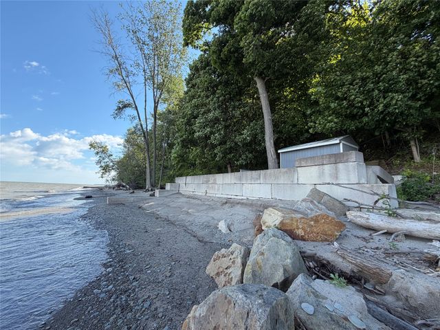 5360 WOLF Road, Erie, PA 16505