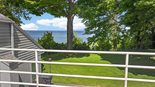 5360 WOLF Road, Erie, PA 16505