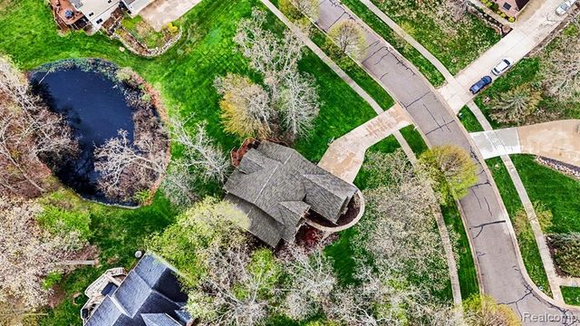 1865 Elkridge Circle, Highland, MI 48356