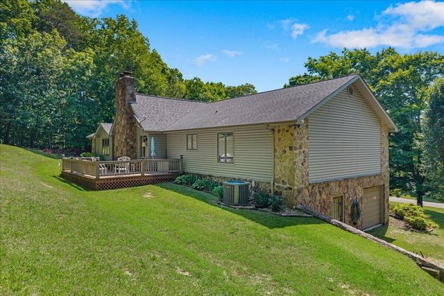 456 County Road 135, Riceville, TN 37370