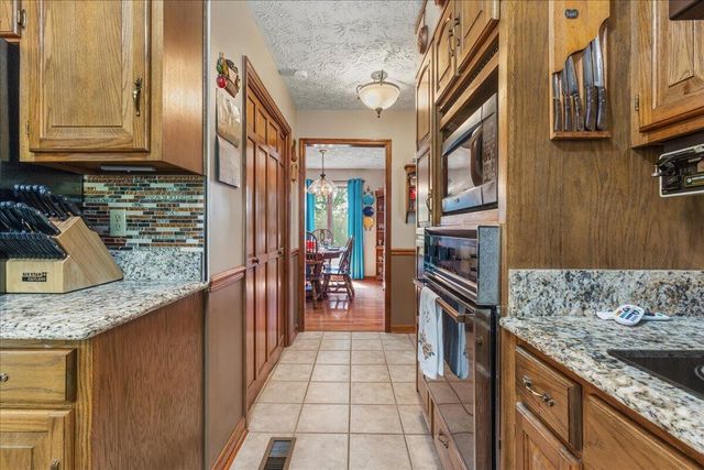 456 County Road 135, Riceville, TN 37370
