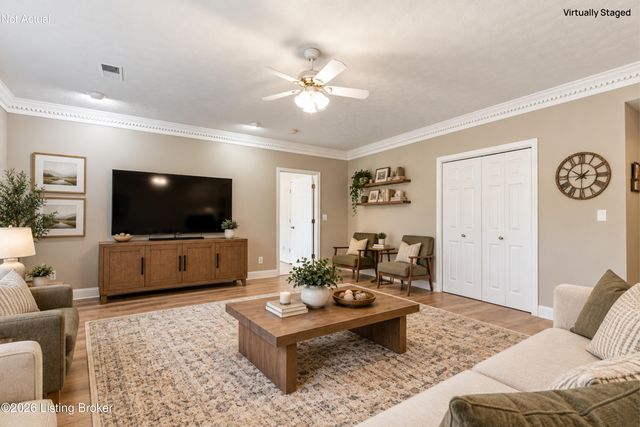 1513 Mahogany Run Dr, La Grange, KY 40031