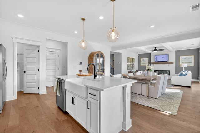3175 Arbor Valley Rd, Spring Hill, TN 37174