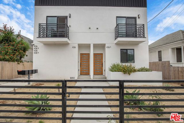 438 E 28th Street, Los Angeles, CA 90011
