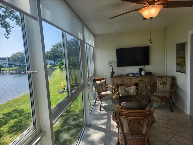 2114 E Cambridge E 2114, Deerfield Beach, FL 33442
