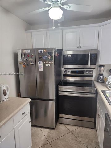 2114 E Cambridge E 2114, Deerfield Beach, FL 33442