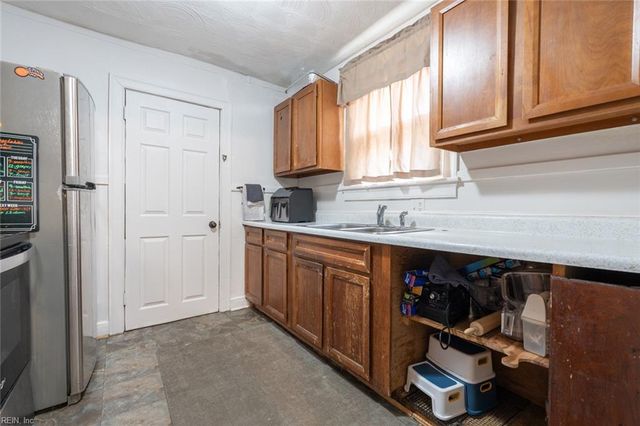 3500 White Chapel RD, Norfolk, VA 23509