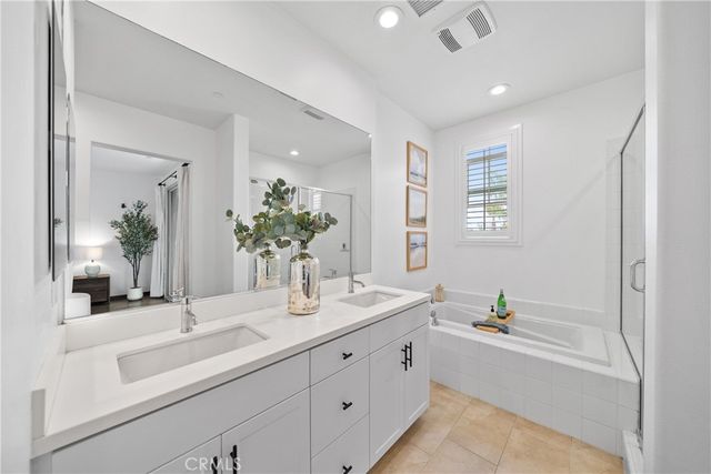 1412 El Paseo, Lake Forest, CA 92610