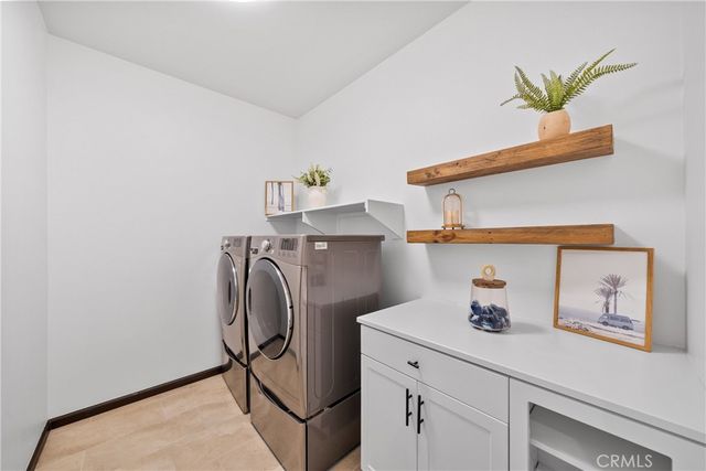 1412 El Paseo, Lake Forest, CA 92610