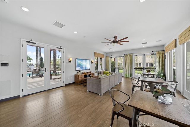 1412 El Paseo, Lake Forest, CA 92610