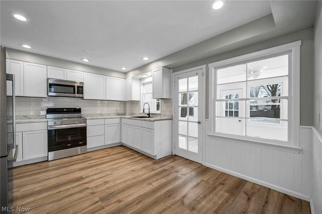 1531 Burlington Road, Cleveland, OH 44118