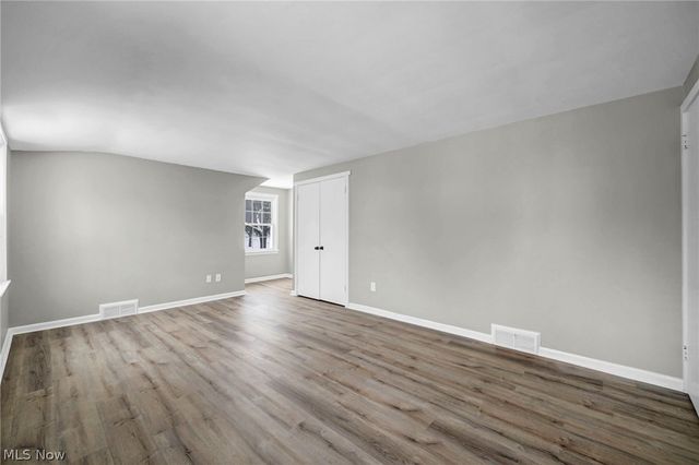 1531 Burlington Road, Cleveland, OH 44118