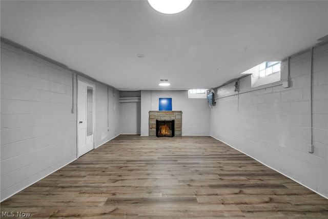 1531 Burlington Road, Cleveland, OH 44118