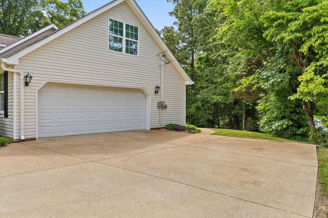 152 Ridgeway Circle, Ringgold, GA 30736