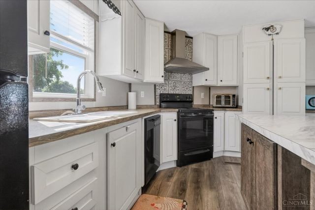 6649 Wizard Of Oz, Paint Twp, OH 45133