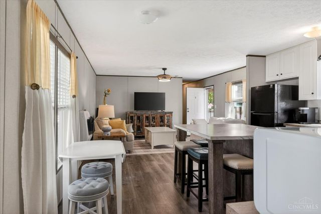 6649 Wizard Of Oz, Paint Twp, OH 45133