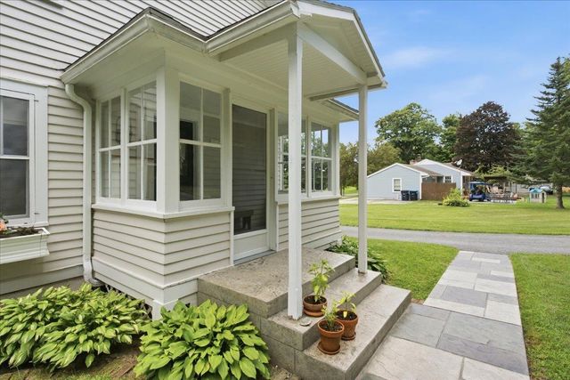 51 Pageant Street, Bennington, VT 05201