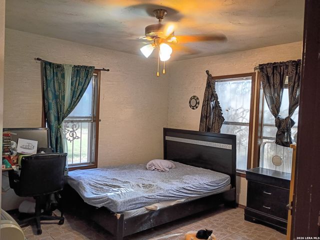 619 RICE RD, San Antonio, TX 78220