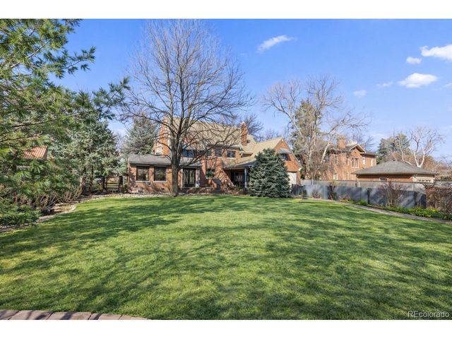 1922 Monaco Pkwy, Denver, CO 80220
