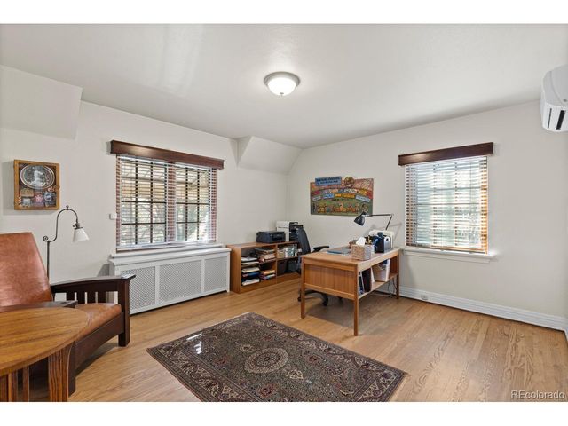 1922 Monaco Pkwy, Denver, CO 80220