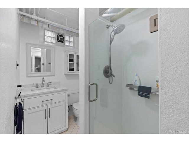1922 Monaco Pkwy, Denver, CO 80220