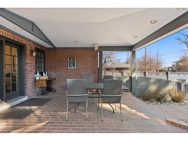 1922 Monaco Pkwy, Denver, CO 80220