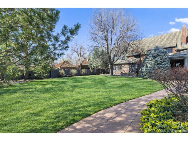 1922 Monaco Pkwy, Denver, CO 80220