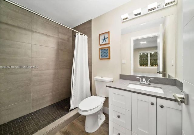 2320 Garfield St, Hollywood, FL 33020