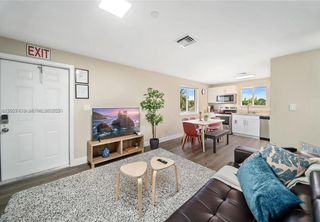 2320 Garfield St, Hollywood, FL 33020