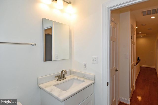 1117 MONTELLO AVE NE, Washington, DC 20002