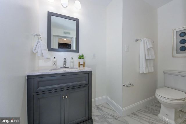 1117 MONTELLO AVE NE, Washington, DC 20002