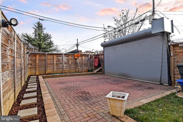1117 MONTELLO AVE NE, Washington, DC 20002