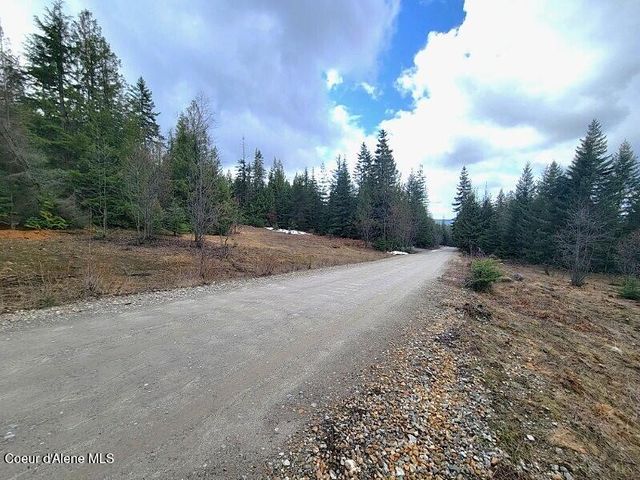 240 Rising Hawk Ridge Rd, Sandpoint, ID 83864
