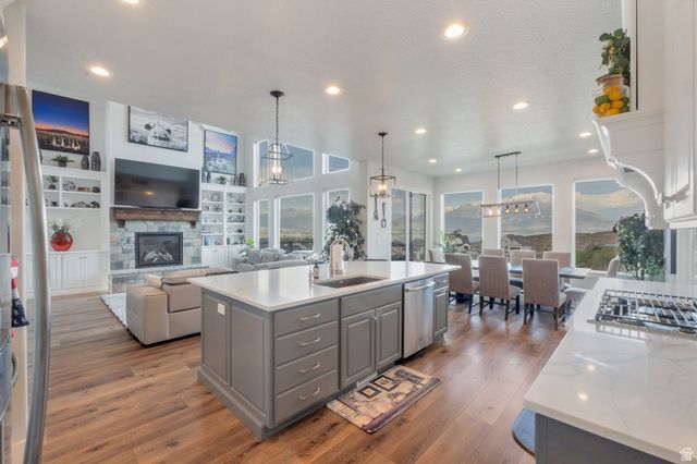 1572 S SAGE VIEW CT, Saratoga Springs, UT 84045