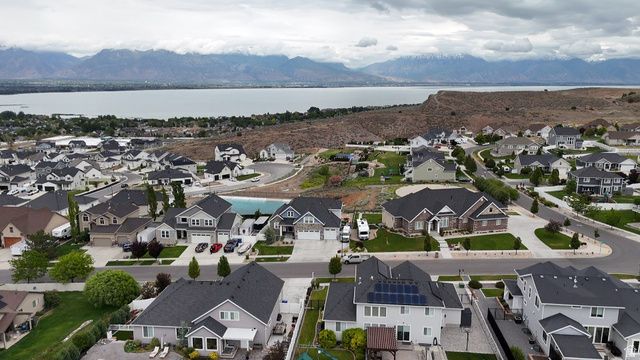 1572 S SAGE VIEW CT, Saratoga Springs, UT 84045