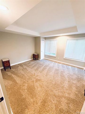9360 Oakmont Drive, Clarkston, MI 48348