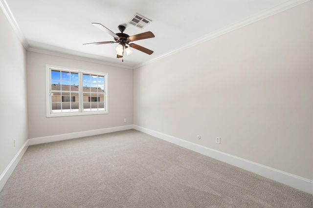 5833 Valley Forge Drive 86, Houston, TX 77057
