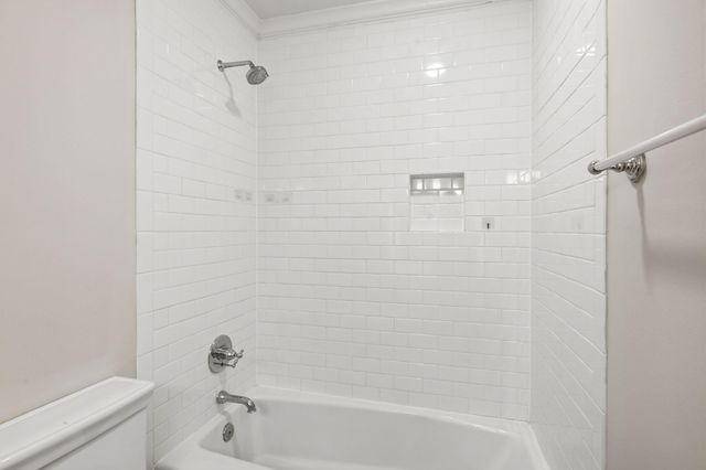 5833 Valley Forge Drive 86, Houston, TX 77057